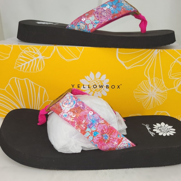 Yellow Box Flip Flops Frazzle Fuchsia New - Picture 1 of 4